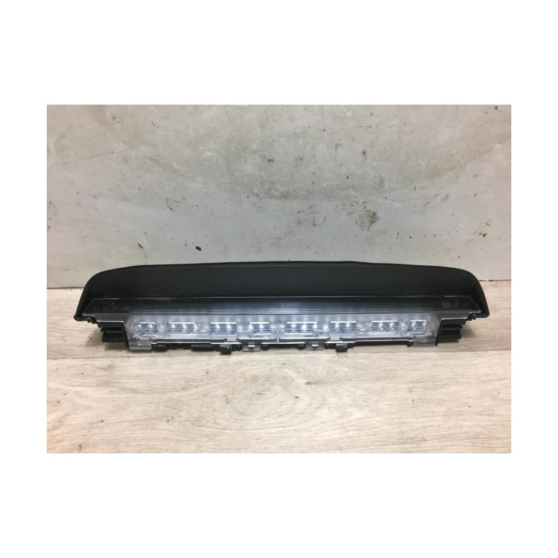 Feu arriere stop central BMW SERIE 5 G30/F90 PHASE 2 d’occasion