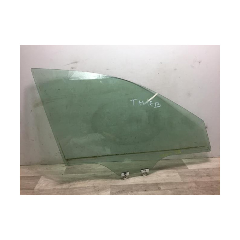 Vitre avant droit SUBARU IMPREZA 2 d’occasion