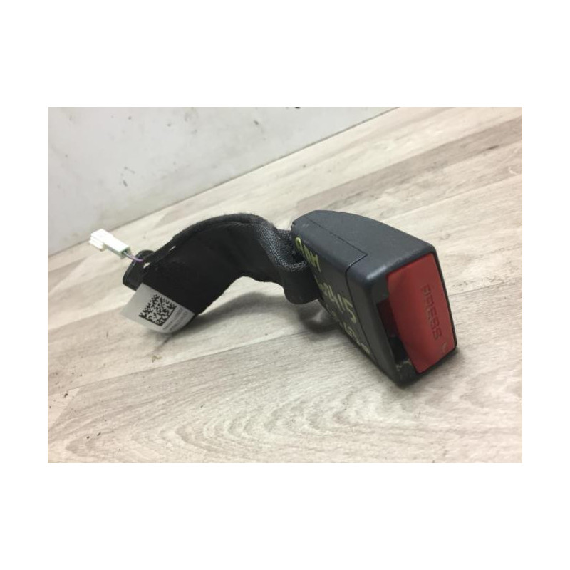 Attache ceinture arriere centrale BMW SERIE 5 G30/F90 PHASE 2 d’occasion