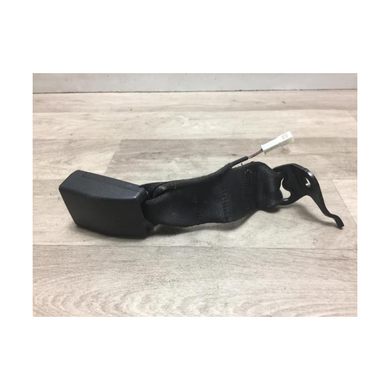 Attache ceinture arriere centrale BMW SERIE 5 G30/F90 PHASE 2 d’occasion