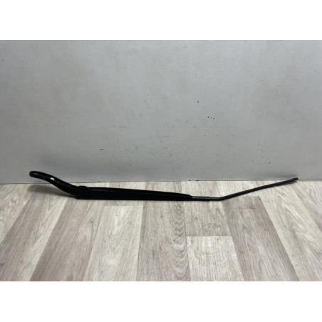 Bras essuie glace avant droit RENAULT MEGANE 3 PHASE 2 d’occasion