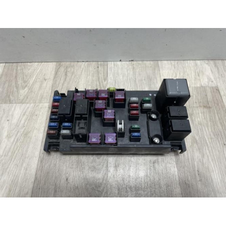 Porte fusible SUBARU IMPREZA 2 d’occasion