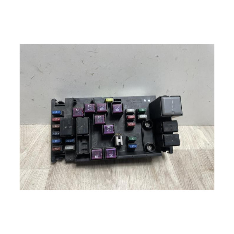 Porte fusible SUBARU IMPREZA 2 d’occasion