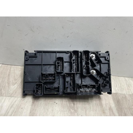 Porte fusible SUBARU IMPREZA 2 d’occasion
