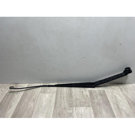 Bras essuie glace avant droit SUBARU IMPREZA 2 d’occasion