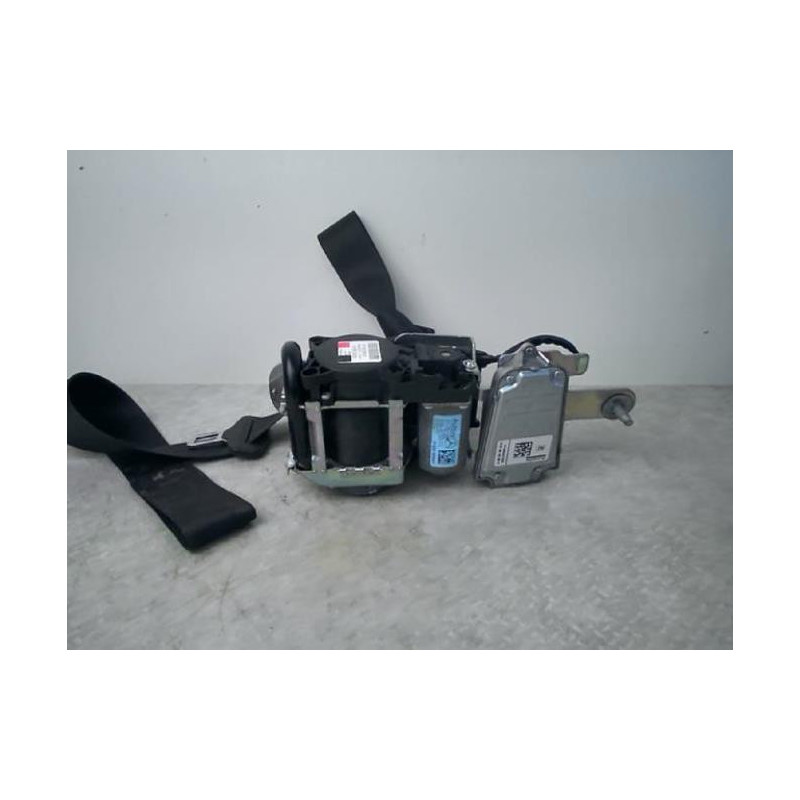 Ceinture avant gauche MERCEDES CLASSE E 207 PHASE 1 CABRIOLET d’occasion