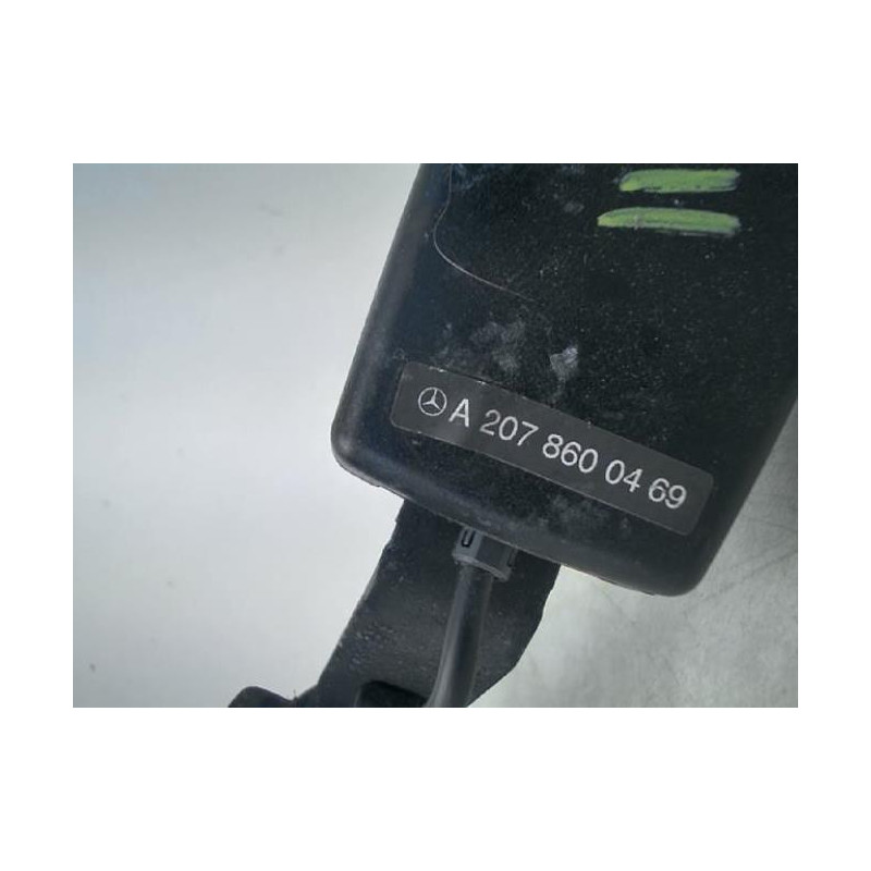 Attache ceinture arriere droit MERCEDES CLASSE E 207 PHASE 1 CABRIOLET d’occasion