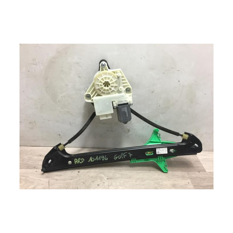 Leve vitre electrique arriere droit VOLKSWAGEN GOLF 7 PHASE 1 d’occasion