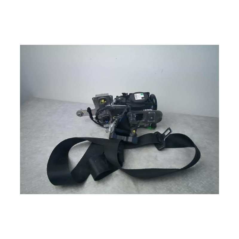 Ceinture avant droit MERCEDES CLASSE E 207 PHASE 1 CABRIOLET d’occasion