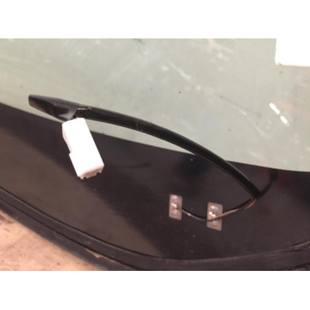 Pare brise SUBARU IMPREZA 2 d’occasion