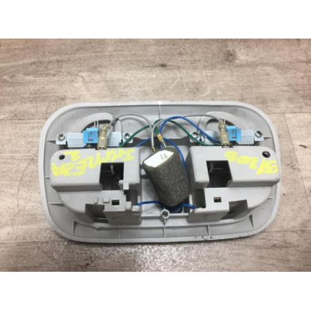 Eclairage de plafonnier SUBARU IMPREZA 2 d’occasion