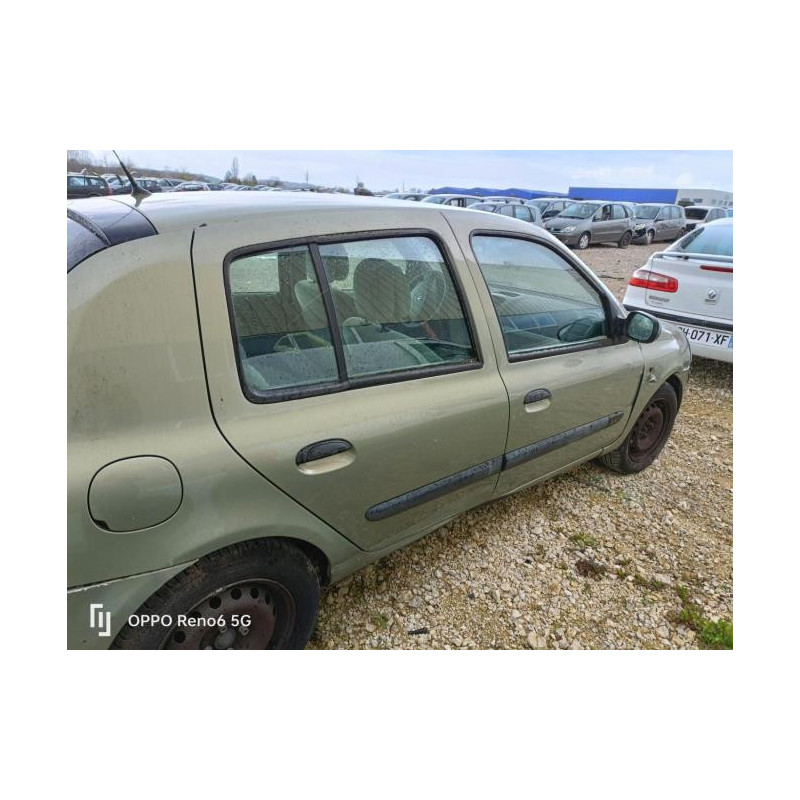 Verin de coffre droit RENAULT CLIO 2 PHASE 2 d’occasion