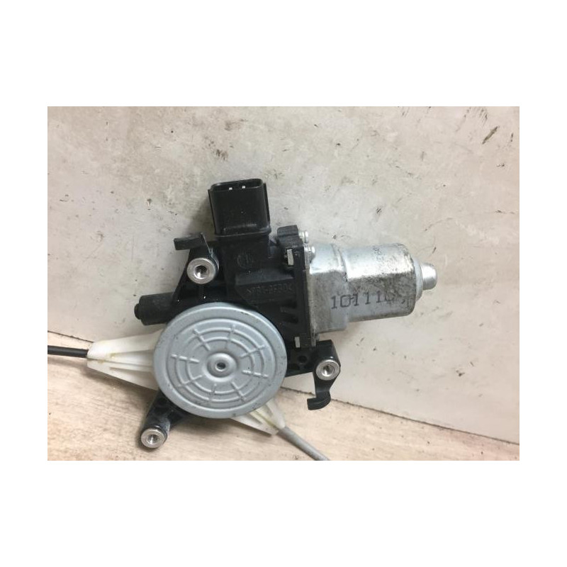 Leve vitre electrique avant droit SUBARU IMPREZA 2 d’occasion