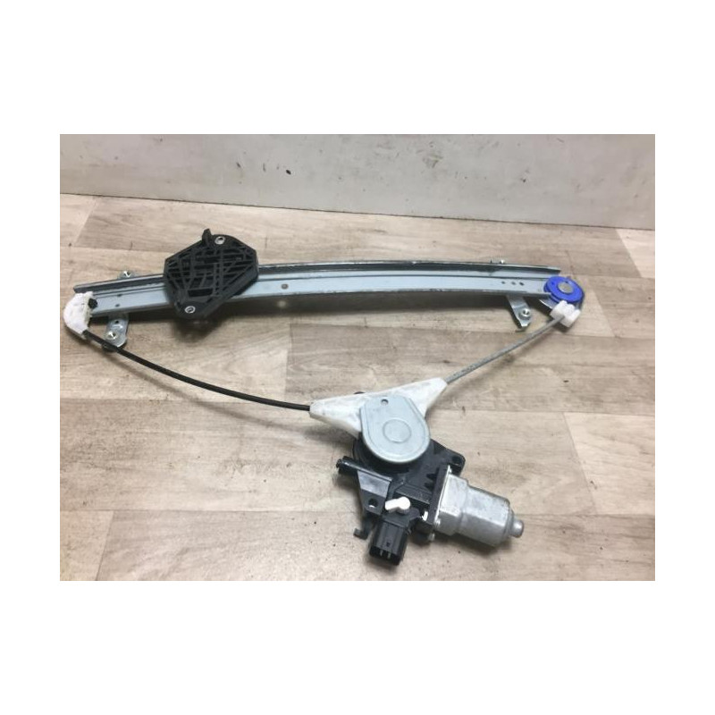 Leve vitre electrique avant droit SUBARU IMPREZA 2 d’occasion