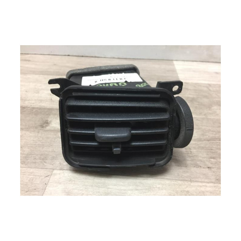 Aerateur tableau de bord NISSAN NV200 d’occasion