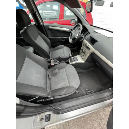 Baie de pare brise OPEL ASTRA H PHASE 2 d’occasion