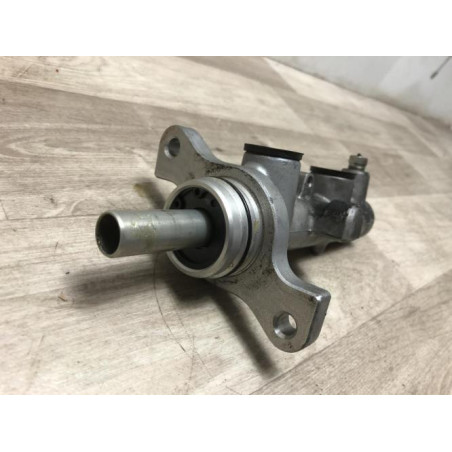 Maitre cylindre (freinage) SUBARU IMPREZA 2 d’occasion