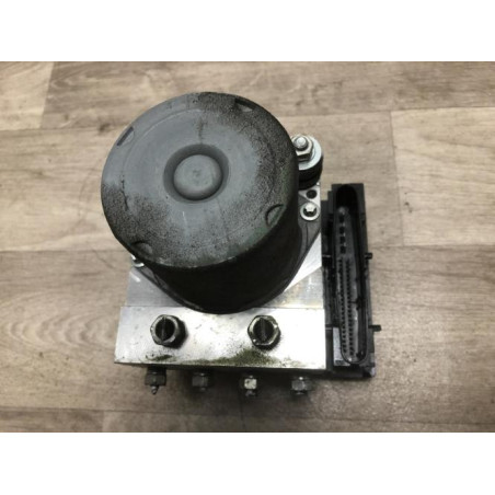 Bloc ABS (freins anti-blocage) SUBARU IMPREZA 2 d’occasion
