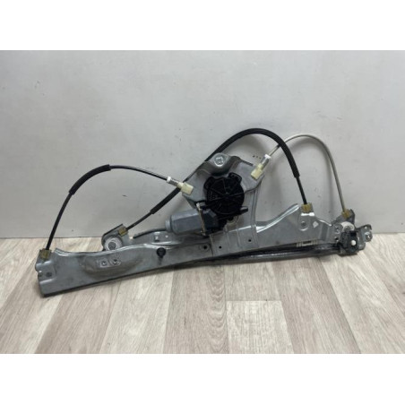 Leve vitre electrique arriere gauche RENAULT CLIO 3 PHASE 1 d’occasion