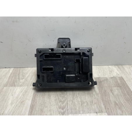 Boitier servitude moteur (BSM) RENAULT CLIO 3 PHASE 1 d’occasion