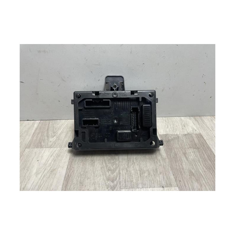 Boitier servitude moteur (BSM) RENAULT CLIO 3 PHASE 1 d’occasion