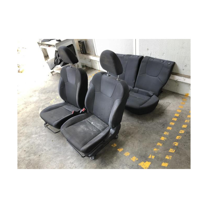 Interieur complet SUBARU IMPREZA 2 d’occasion