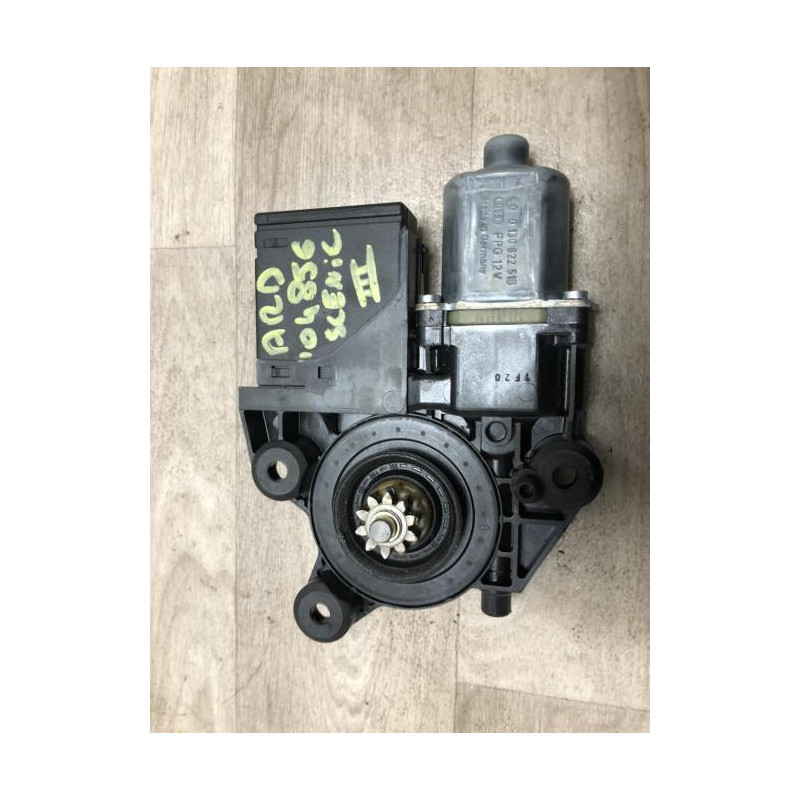 Moteur leve vitre arriere droit RENAULT GRAND SCENIC 3 PHASE 1 d’occasion