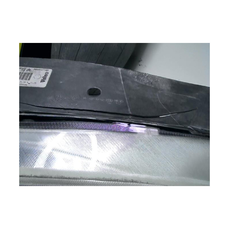 Optique avant principal droit (feux)(phare) CITROEN XSARA PICASSO PHASE 2 d’occasion