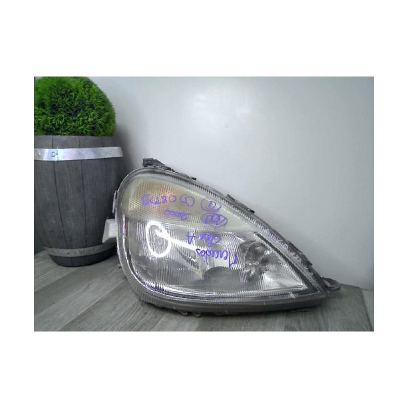 Optique avant principal droit (feux)(phare) MERCEDES CLASSE A 168 PHASE 1 d’occasion
