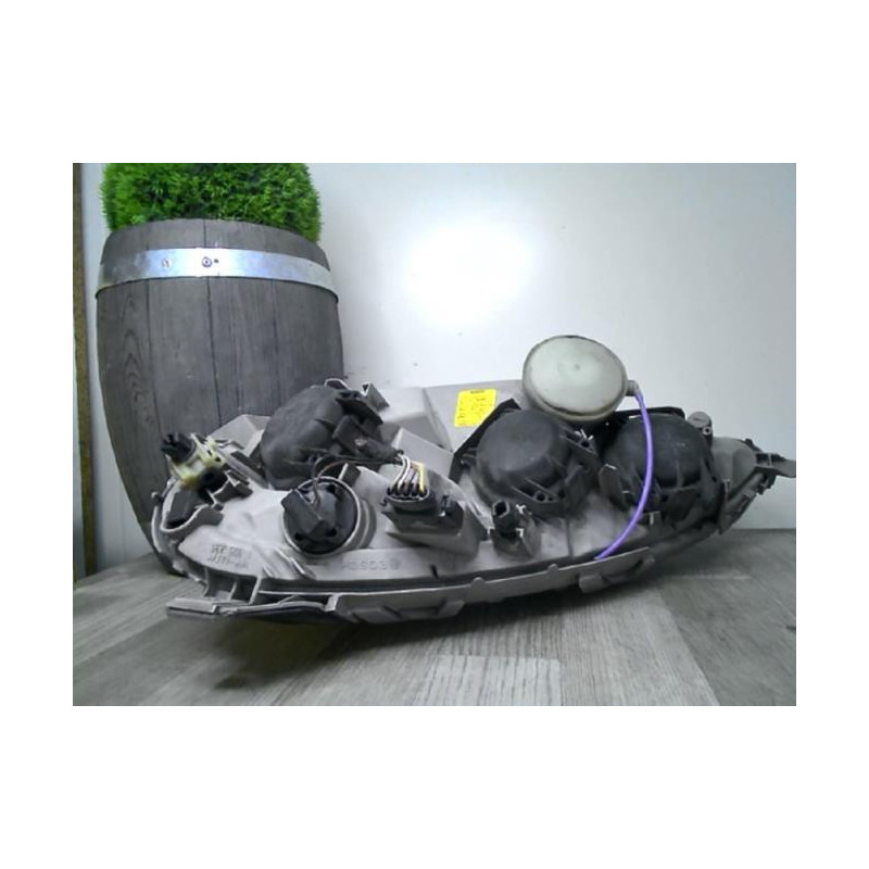 Optique avant principal droit (feux)(phare) MERCEDES CLASSE A 168 PHASE 1 d’occasion