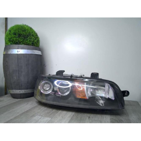 Optique avant principal droit (feux)(phare) FIAT PUNTO 2 PHASE 1 d’occasion