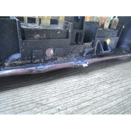 Interrupteur de leve vitre avant gauche AUDI A8 1 PHASE 2 d’occasion