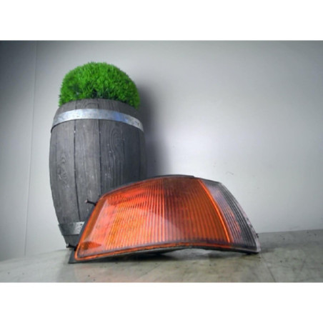 Optique avant secondaire droit (feux)(clignotant) MAZDA 323 4 PHASE 1 d’occasion
