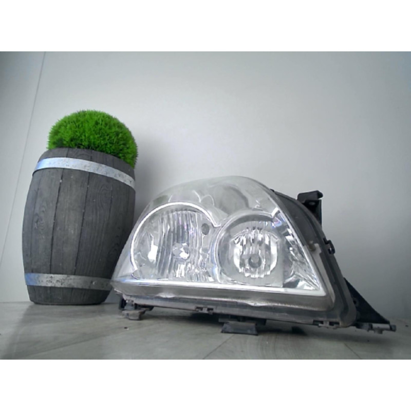 Optique avant principal droit (feux)(phare) TOYOTA  d’occasion