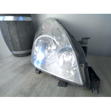 Optique avant principal droit (feux)(phare) TOYOTA  d’occasion