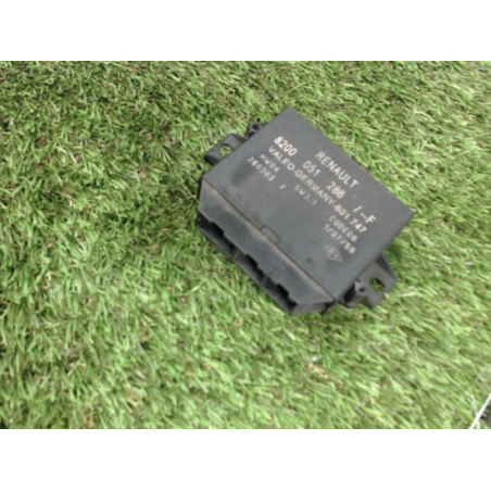 Boitier d'aide au stationnement RENAULT  d’occasion