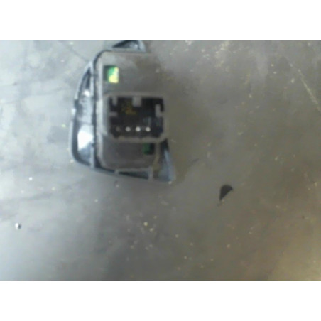 Interrupteur de leve vitre avant droit FORD KA II d’occasion