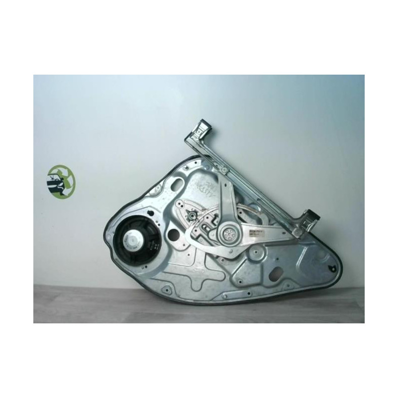 Leve vitre electrique arriere gauche FORD FOCUS 2 PHASE 1 d’occasion