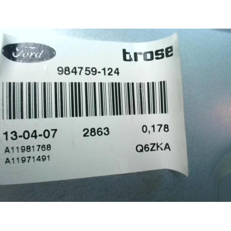 Leve vitre electrique avant droit FORD FOCUS 2 PHASE 1 d’occasion