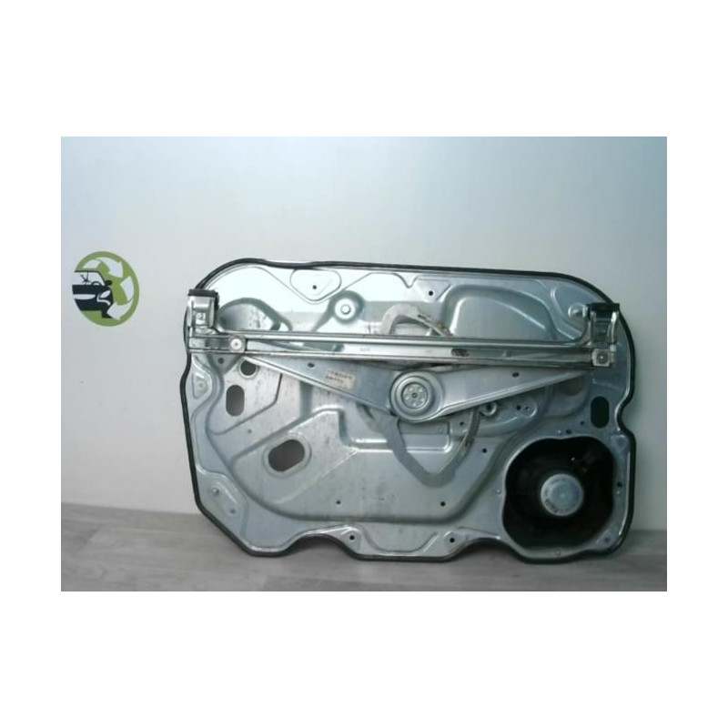 Leve vitre electrique avant droit FORD FOCUS 2 PHASE 1 d’occasion