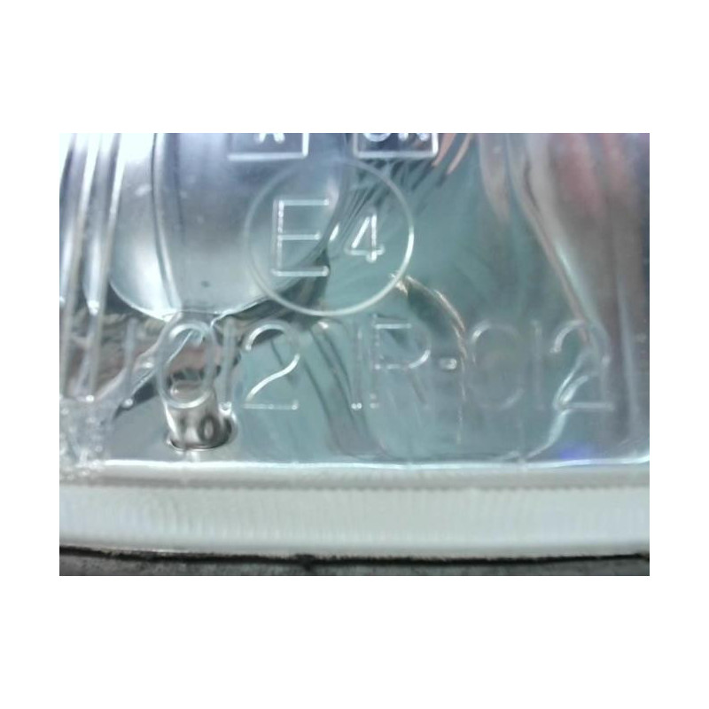 Optique avant principal droit (feux)(phare) MAZDA B2200 d’occasion