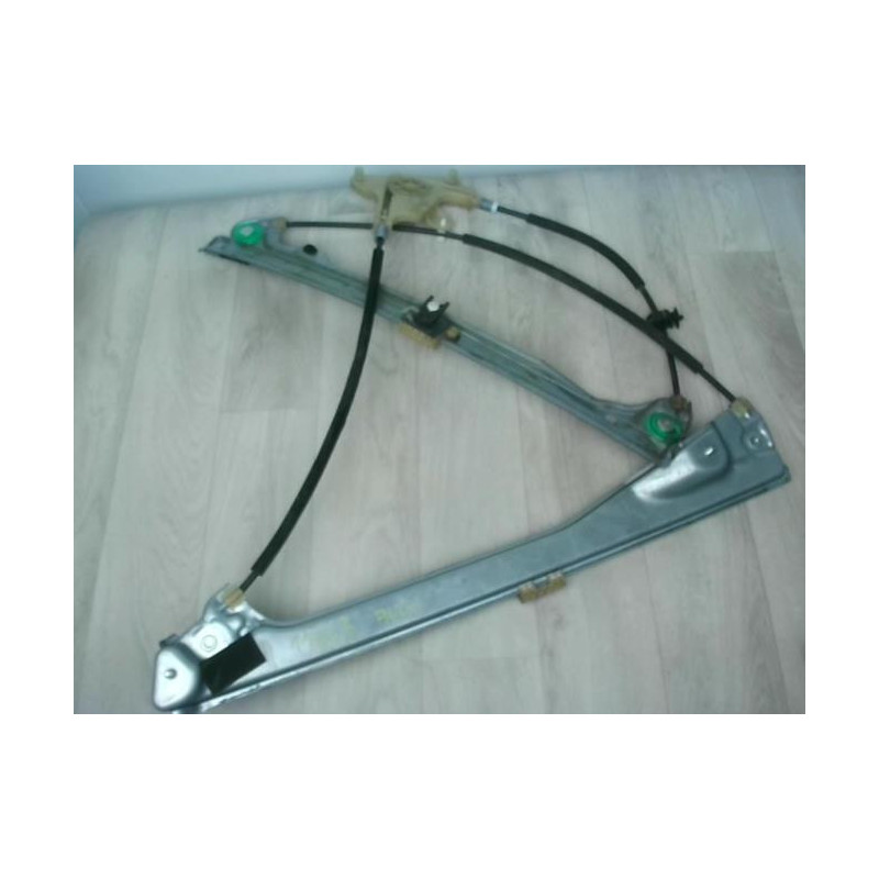 Leve vitre electrique avant gauche RENAULT LAGUNA 3 PHASE 1 d’occasion