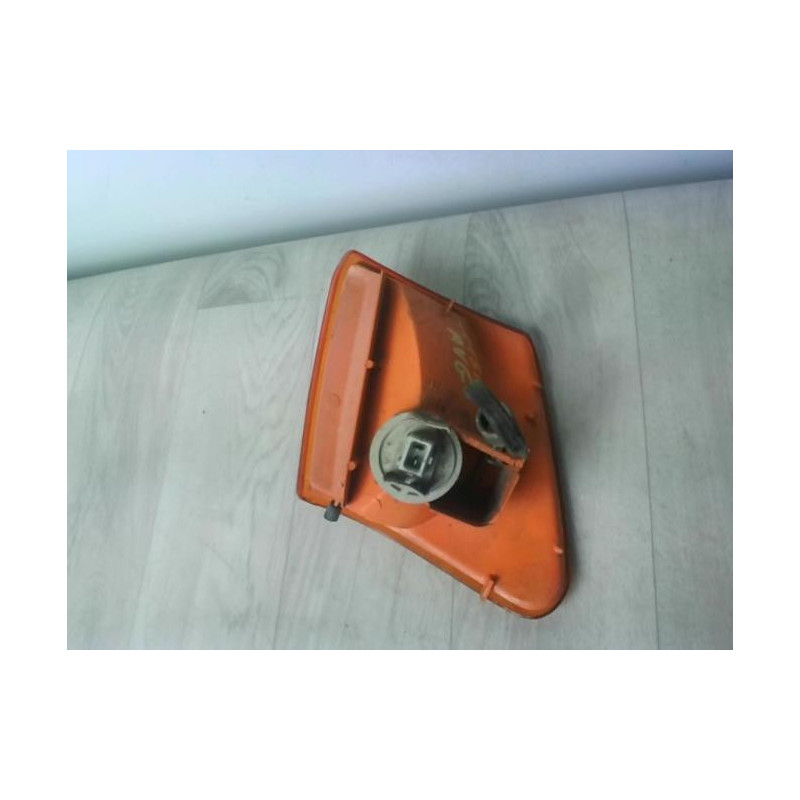 Optique avant secondaire droit (feux)(clignotant) FORD FIESTA 3 PHASE 1 d’occasion