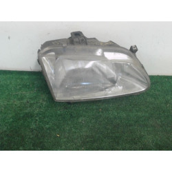 Optique avant principal droit (feux)(phare) RENAULT MEGANE SCENIC I PHASE 1 d’occasion