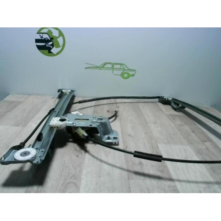 Leve vitre electrique avant droit RENAULT KANGOO 2 PHASE 1 d’occasion