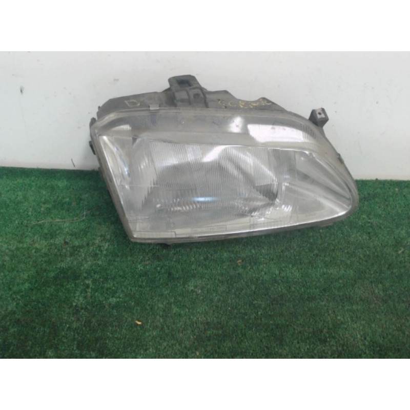 Optique avant principal droit (feux)(phare) RENAULT MEGANE SCENIC I PHASE 1 d’occasion