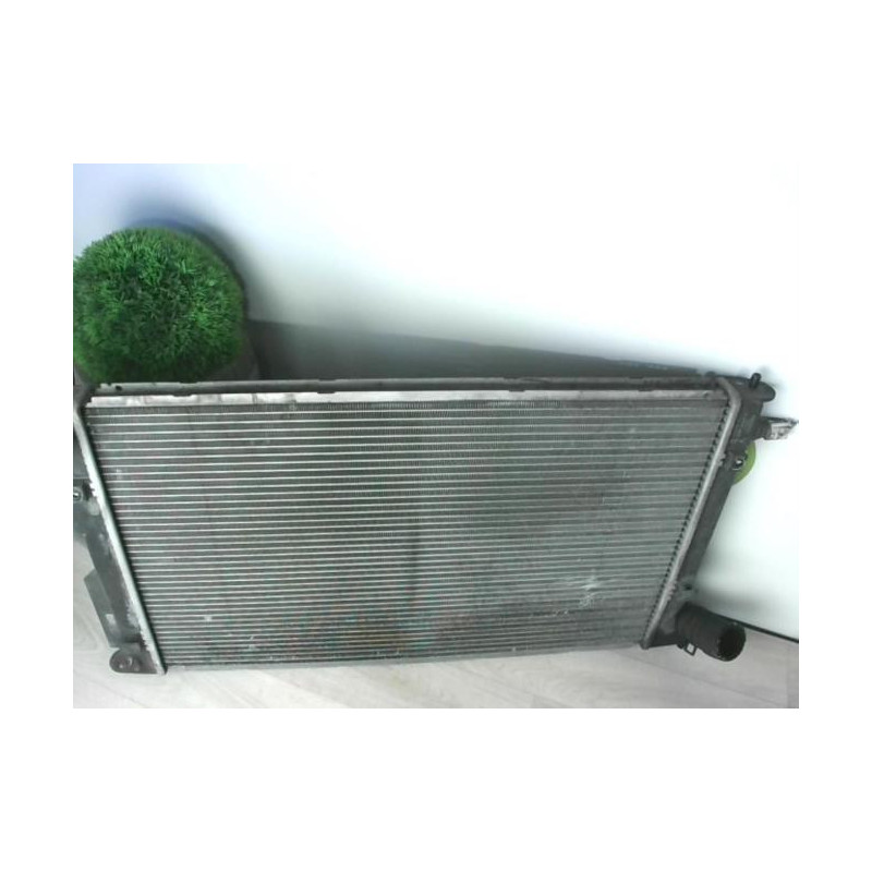 Radiateur eau TOYOTA AVENSIS 2 PHASE 1 d’occasion