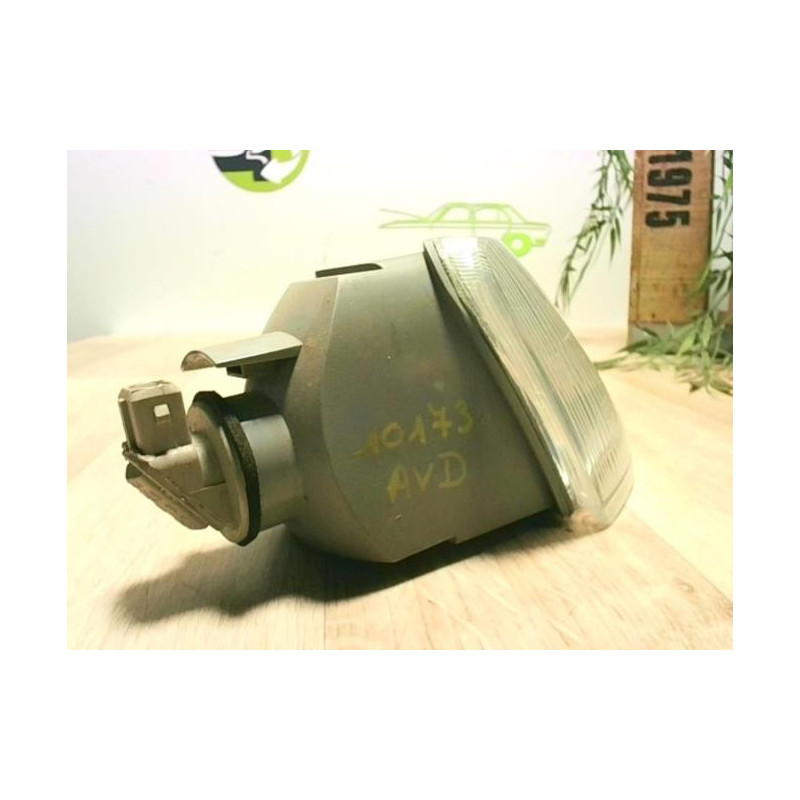 Optique avant secondaire droit (feux)(clignotant) CITROEN XANTIA PHASE 1 d’occasion