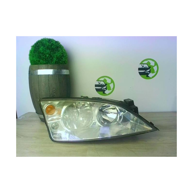 Optique avant principal droit (feux)(phare) FORD MONDEO 2 d’occasion