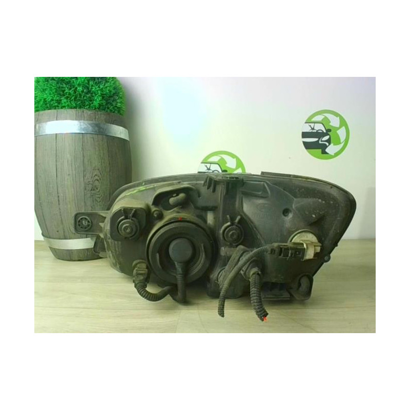 Optique avant principal droit (feux)(phare) HYUNDAI GETZ PHASE 1 d’occasion